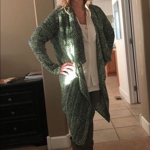 Draped sweater green with accent colors